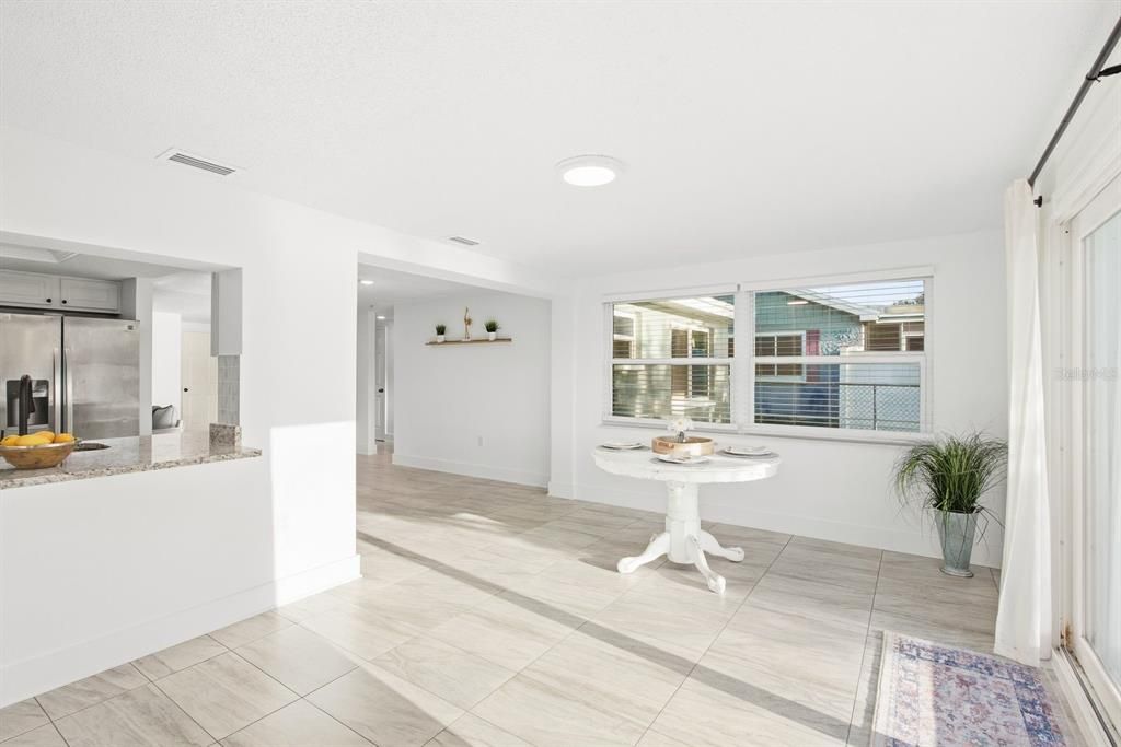 For Sale: $299,000 (3 beds, 2 baths, 1176 Square Feet)