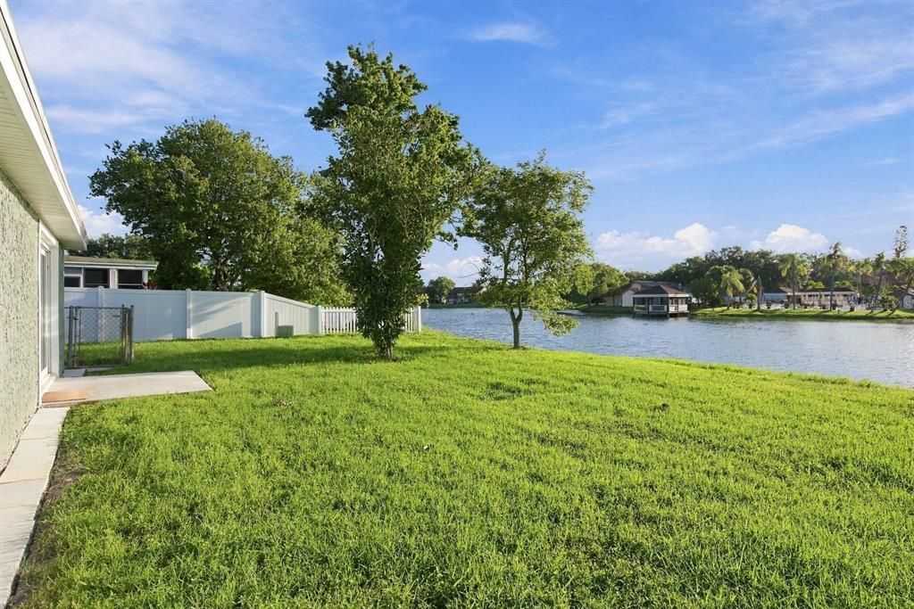 For Sale: $299,000 (3 beds, 2 baths, 1176 Square Feet)