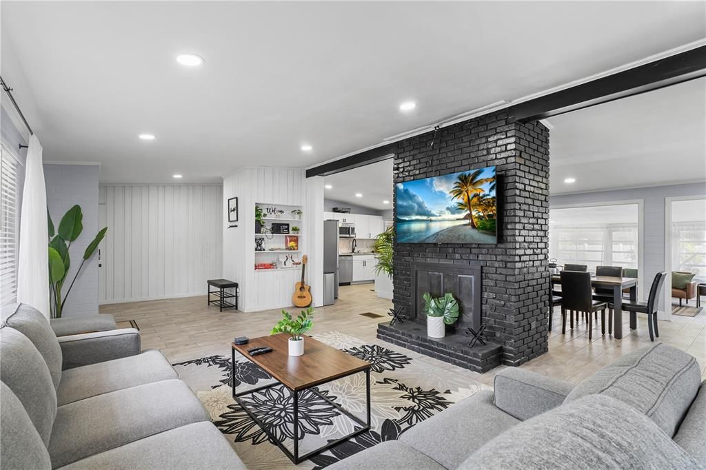 En Venta: $950,000 (3 camas, 2 baños, 1887 Pies cuadrados)