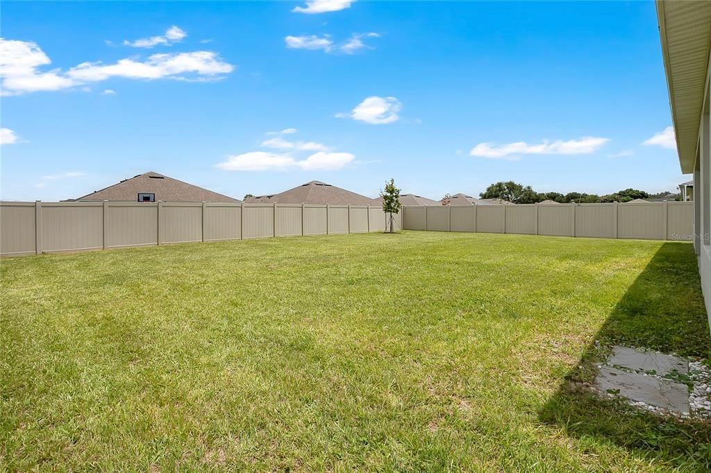 На продажу: $359,900 (4 спален, 2 ванн, 2360 Квадратных фут)