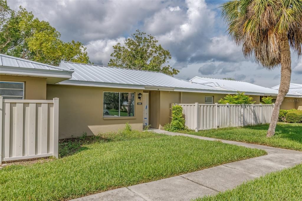 En Venta: $144,000 (2 camas, 2 baños, 1584 Pies cuadrados)