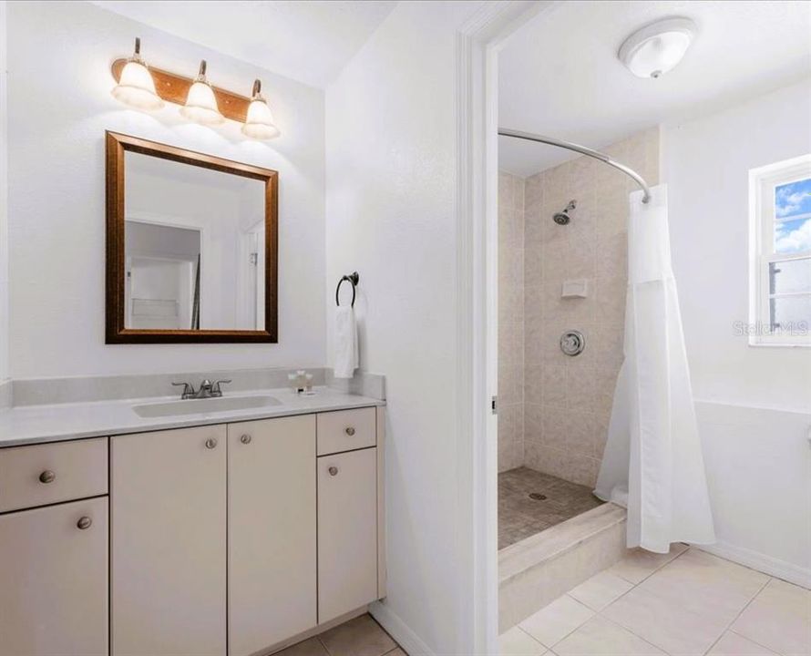 В аренду: $3,450 (4 спален, 5 ванн, 3008 Квадратных фут)