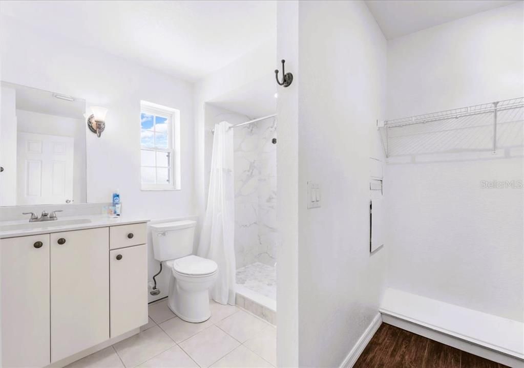 В аренду: $3,450 (4 спален, 5 ванн, 3008 Квадратных фут)