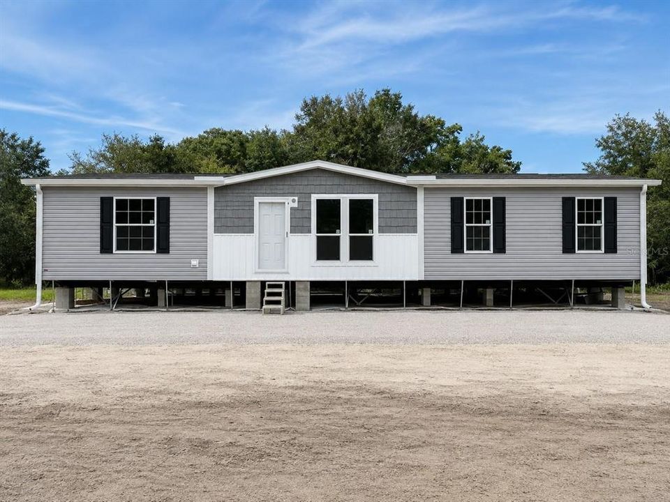 For Sale: $269,900 (3 beds, 2 baths, 1493 Square Feet)
