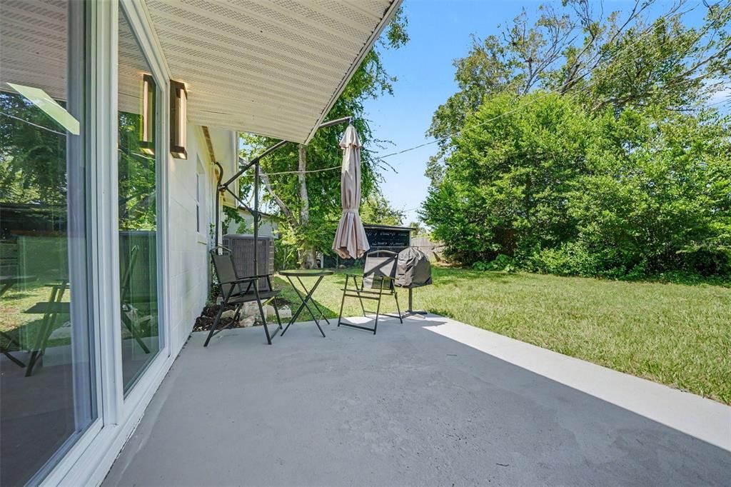 For Sale: $295,000 (3 beds, 1 baths, 1147 Square Feet)