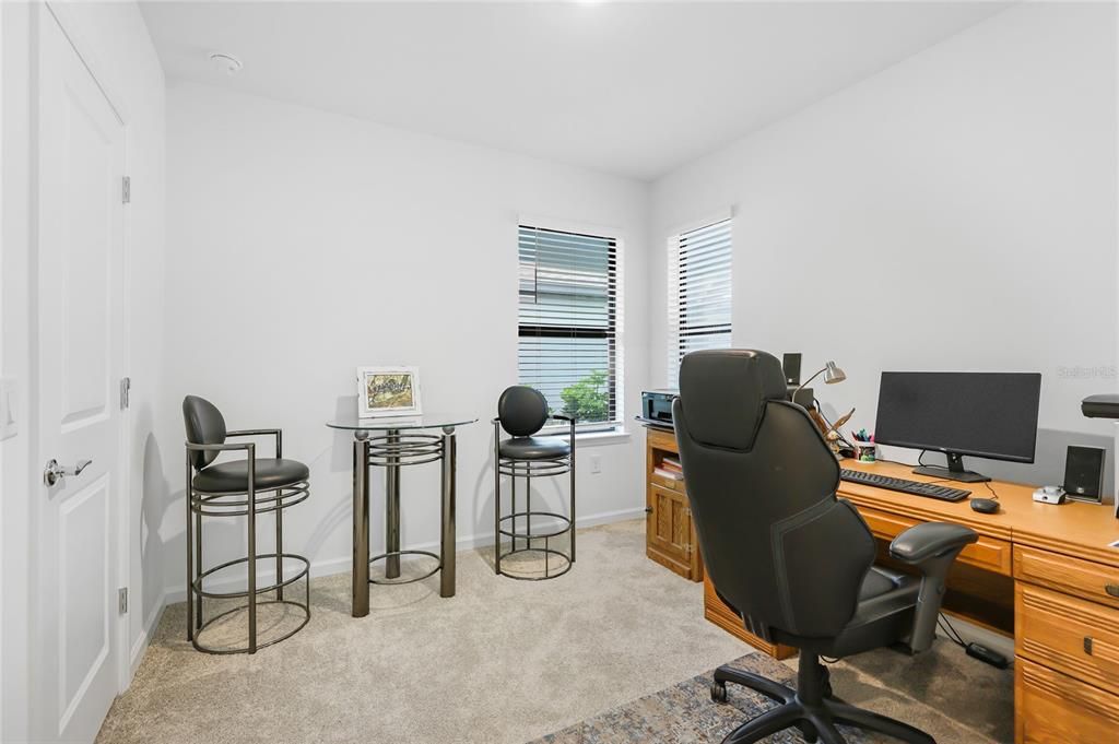 For Rent: $3,000 (4 beds, 2 baths, 1591 Square Feet)