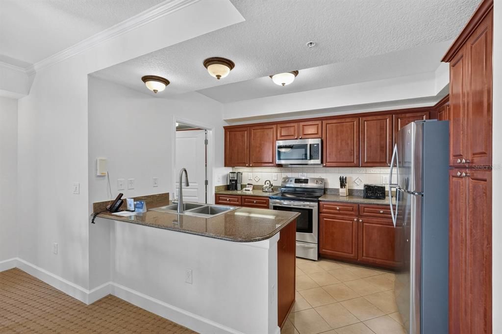 For Sale: $939,000 (3 beds, 3 baths, 1818 Square Feet)