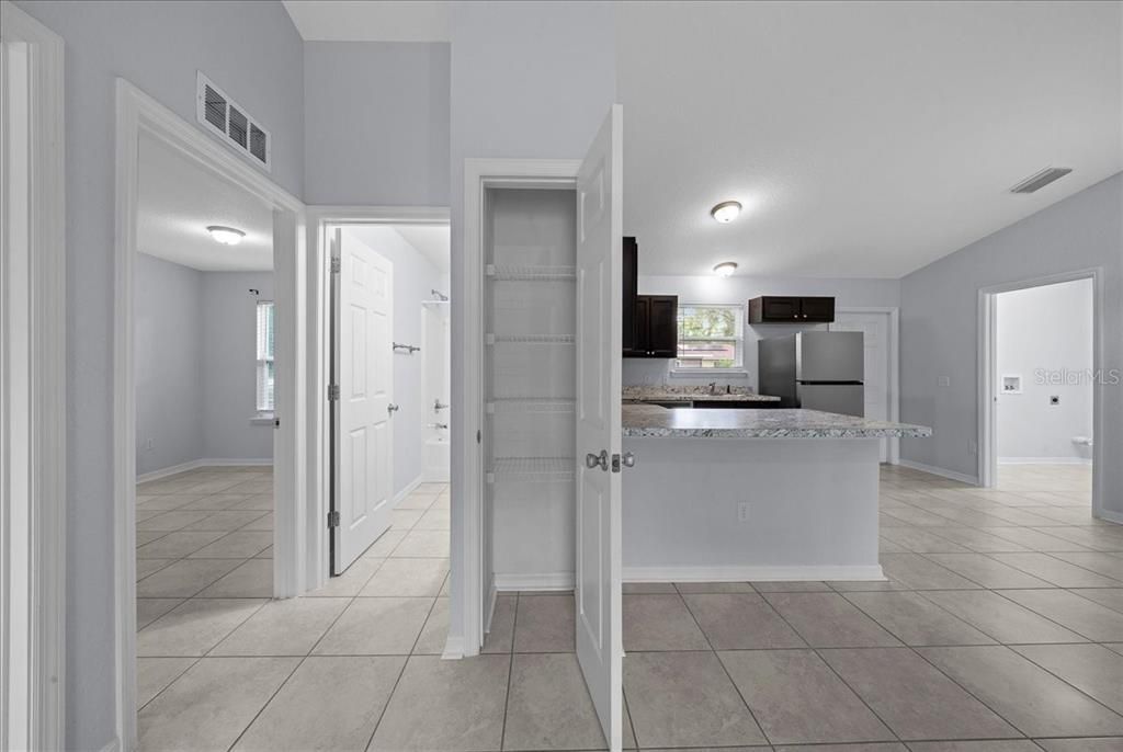 En Venta: $244,900 (3 camas, 2 baños, 1017 Pies cuadrados)