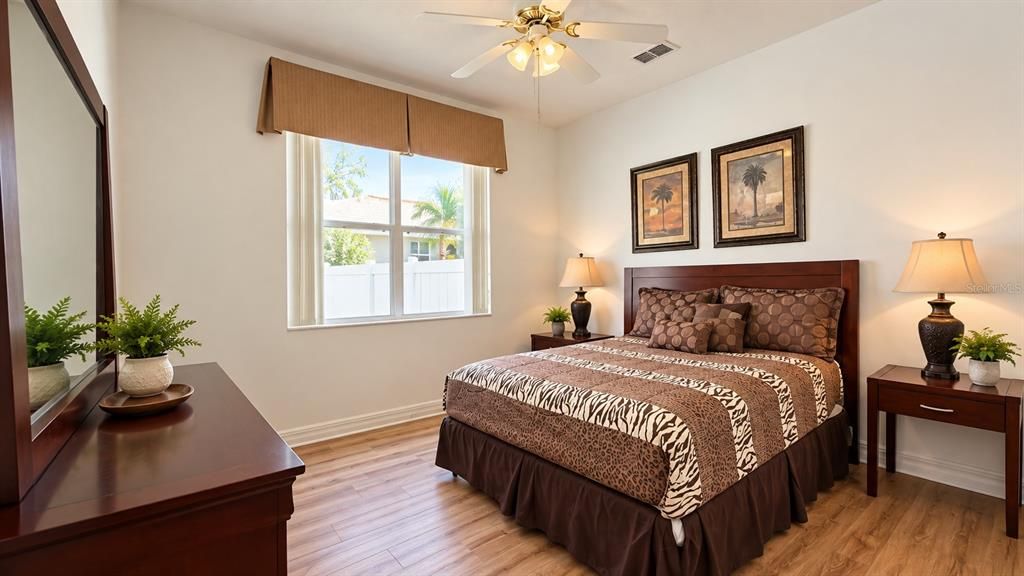 For Sale: $486,000 (5 beds, 4 baths, 3470 Square Feet)