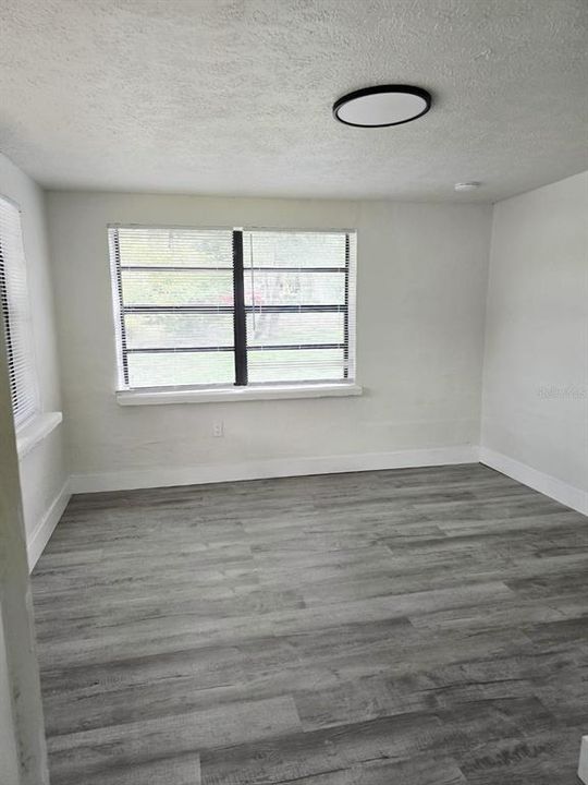 For Sale: $229,600 (3 beds, 1 baths, 1216 Square Feet)