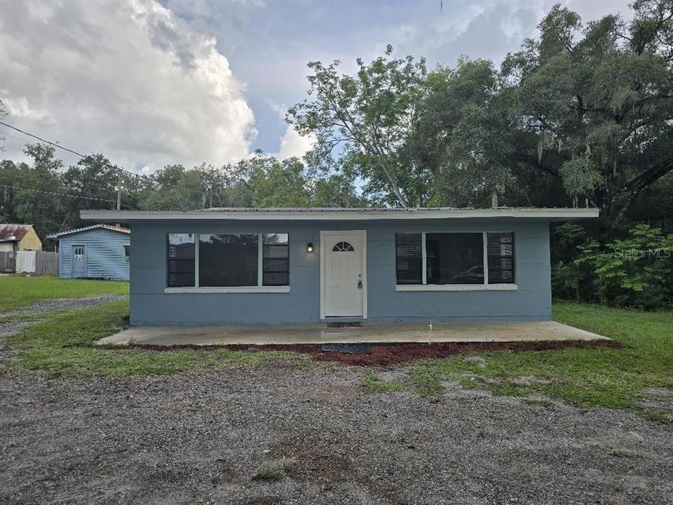 For Sale: $229,600 (3 beds, 1 baths, 1216 Square Feet)