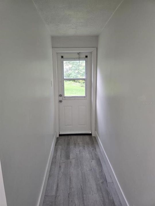 For Sale: $229,600 (3 beds, 1 baths, 1216 Square Feet)