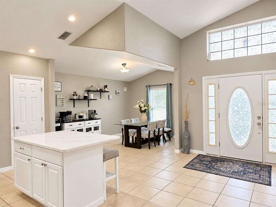 For Sale: $350,000 (3 beds, 2 baths, 1573 Square Feet)