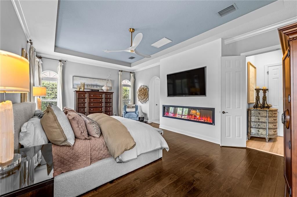 For Sale: $1,699,000 (5 beds, 3 baths, 3933 Square Feet)
