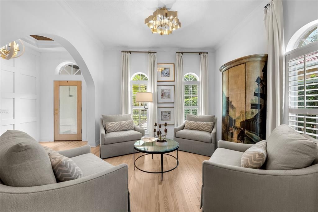 For Sale: $1,699,000 (5 beds, 3 baths, 3933 Square Feet)