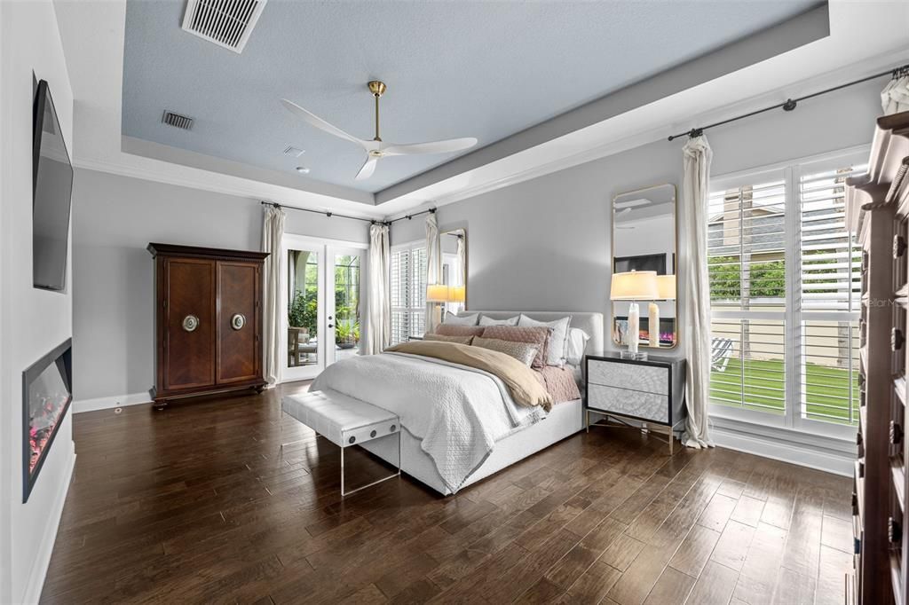 For Sale: $1,699,000 (5 beds, 3 baths, 3933 Square Feet)