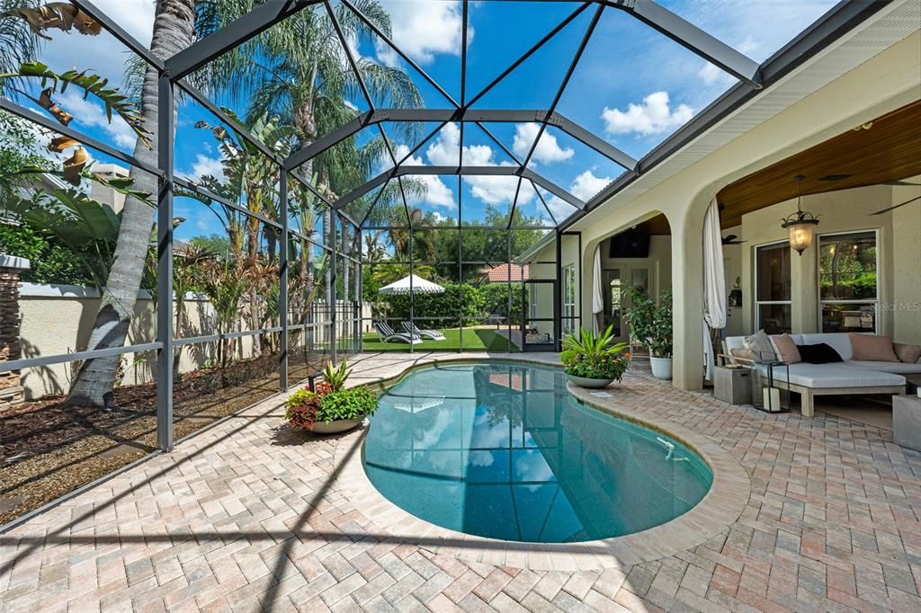 For Sale: $1,699,000 (5 beds, 3 baths, 3933 Square Feet)