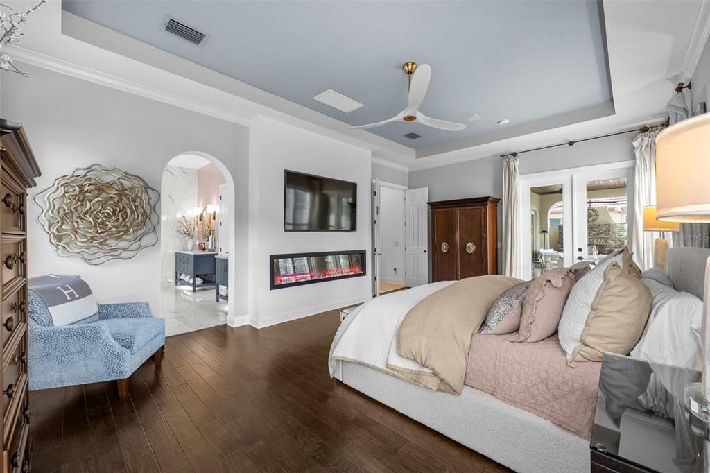 For Sale: $1,699,000 (5 beds, 3 baths, 3933 Square Feet)