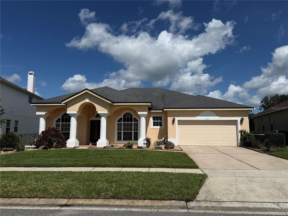 For Sale: $529,000 (4 beds, 2 baths, 2188 Square Feet)