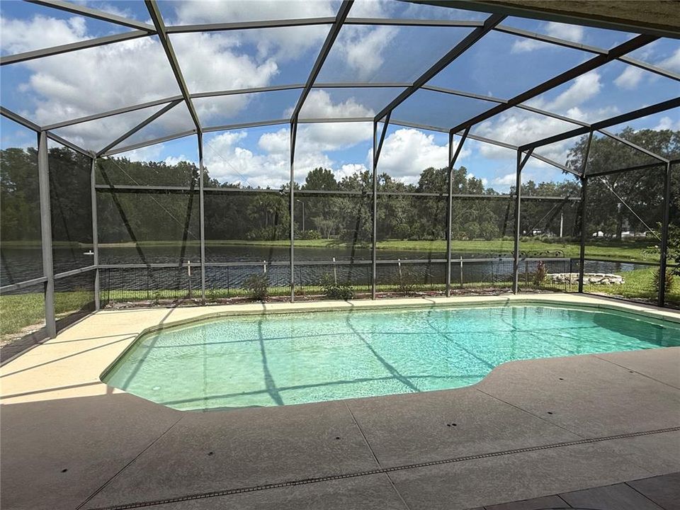 For Sale: $529,000 (4 beds, 2 baths, 2188 Square Feet)