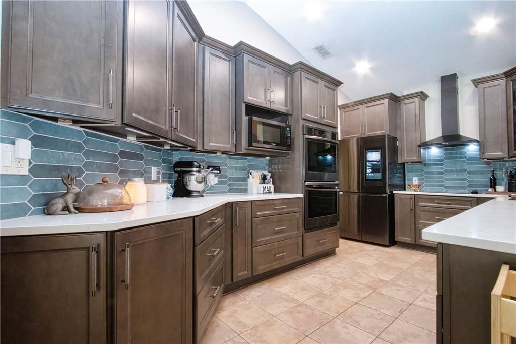 For Sale: $849,999 (4 beds, 3 baths, 2414 Square Feet)