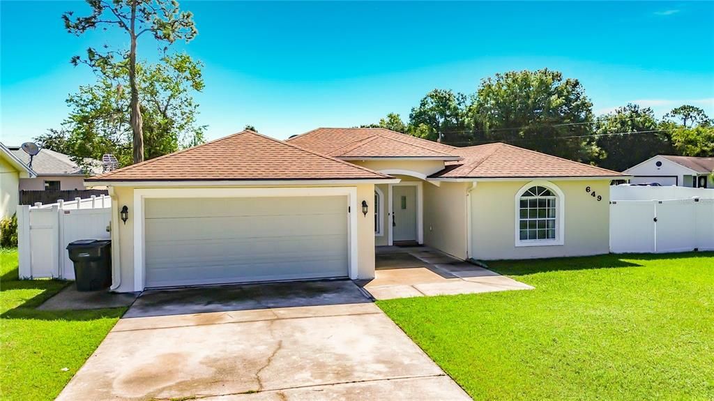 En Venta: $230,000 (3 camas, 2 baños, 1461 Pies cuadrados)