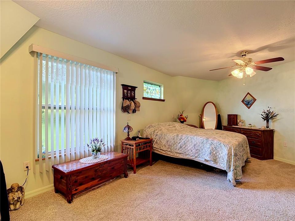 For Sale: $500,000 (3 beds, 2 baths, 2066 Square Feet)