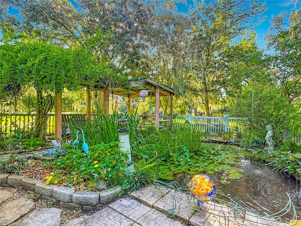 For Sale: $500,000 (3 beds, 2 baths, 2066 Square Feet)
