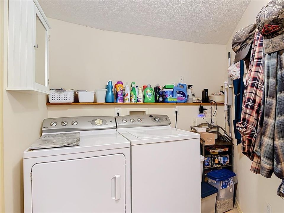 For Sale: $500,000 (3 beds, 2 baths, 2066 Square Feet)