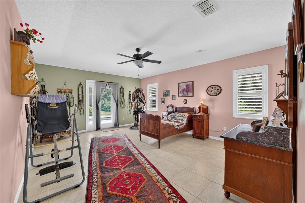 For Sale: $720,000 (3 beds, 2 baths, 2135 Square Feet)