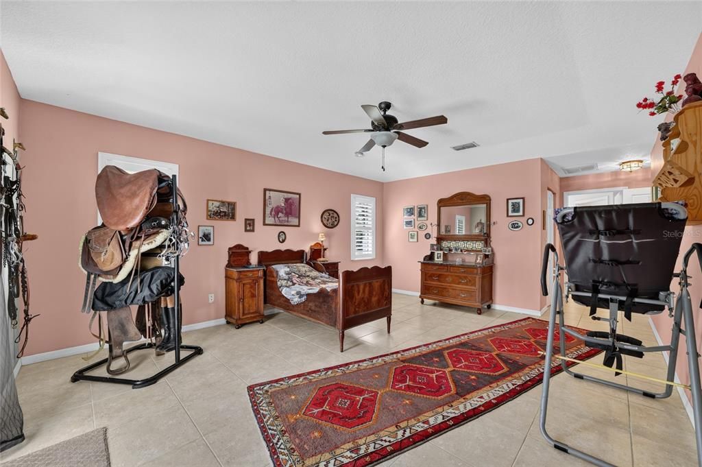 For Sale: $720,000 (3 beds, 2 baths, 2135 Square Feet)