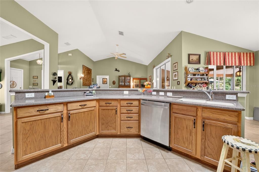 For Sale: $720,000 (3 beds, 2 baths, 2135 Square Feet)