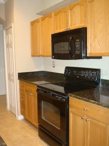 For Rent: $2,250 (3 beds, 2 baths, 1332 Square Feet)
