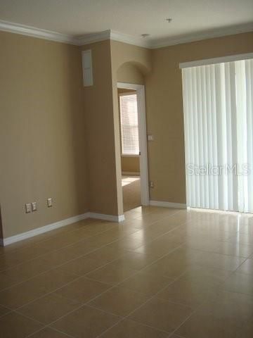 For Rent: $2,250 (3 beds, 2 baths, 1332 Square Feet)