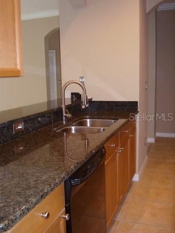 For Rent: $2,250 (3 beds, 2 baths, 1332 Square Feet)