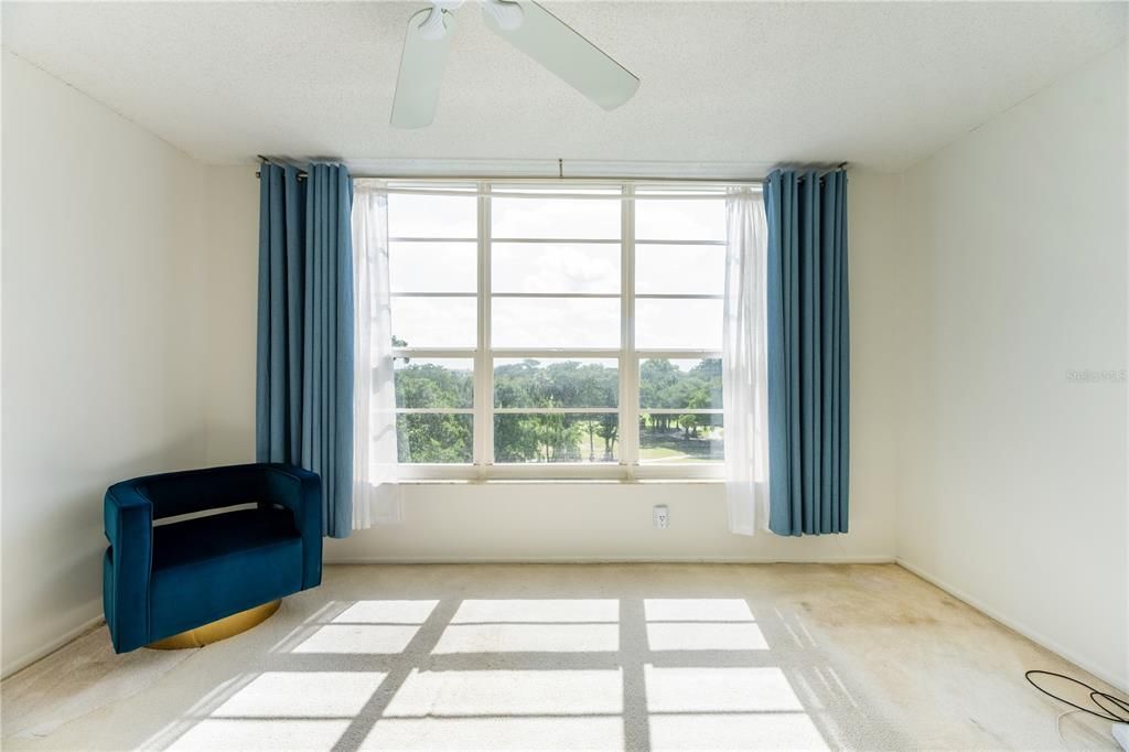 For Sale: $179,900 (2 beds, 2 baths, 1064 Square Feet)