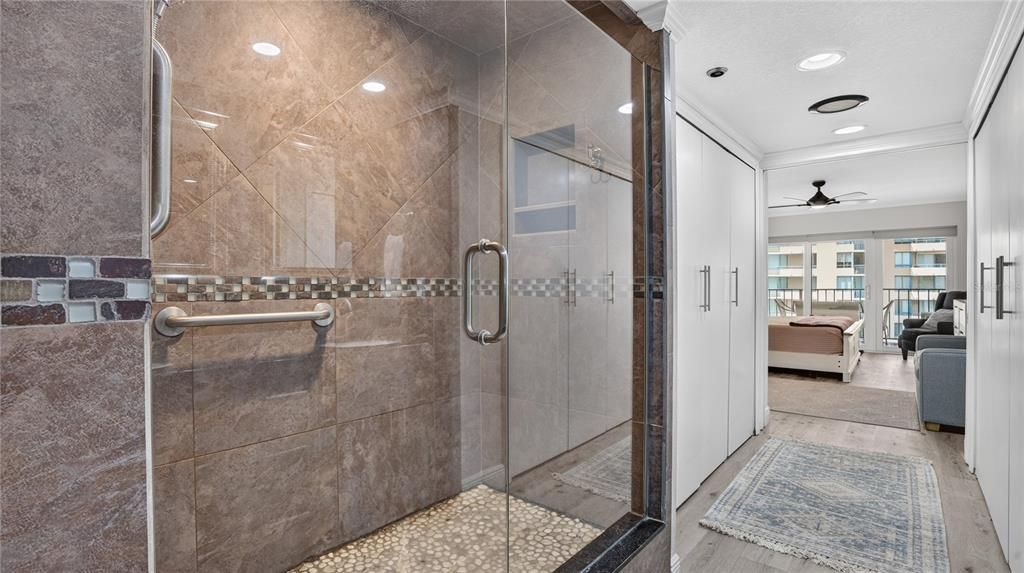 В аренду: $5,000 (2 спален, 2 ванн, 1619 Квадратных фут)