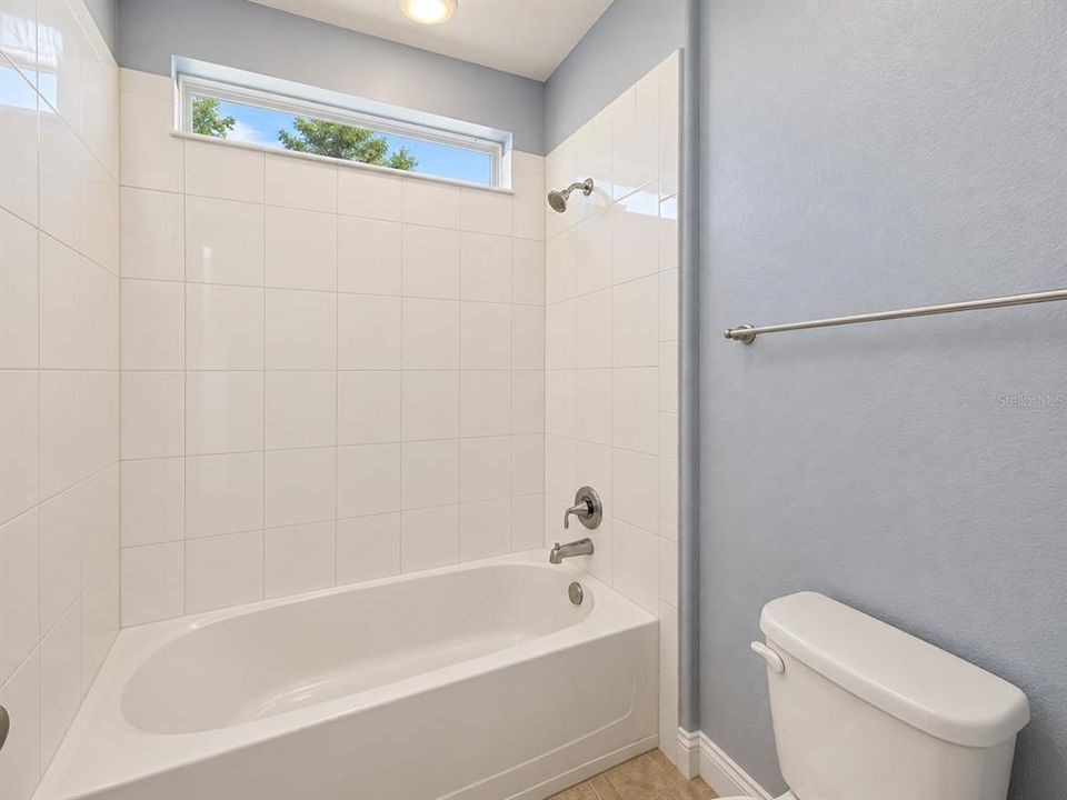En Venta: $485,000 (4 camas, 3 baños, 3072 Pies cuadrados)