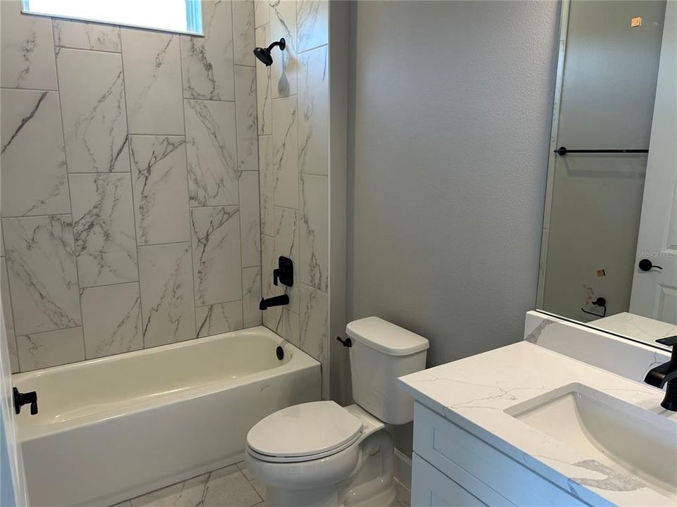 For Sale: $368,900 (4 beds, 3 baths, 2106 Square Feet)
