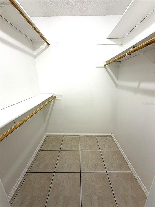 For Sale: $277,900 (3 beds, 2 baths, 1232 Square Feet)