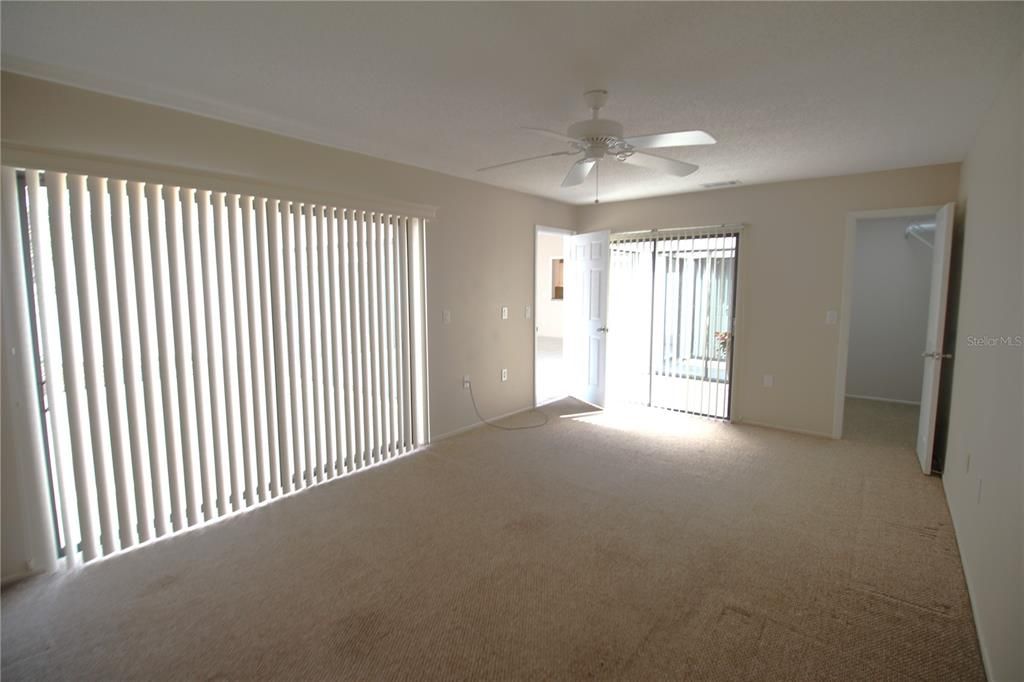 For Rent: $3,100 (4 beds, 2 baths, 1730 Square Feet)
