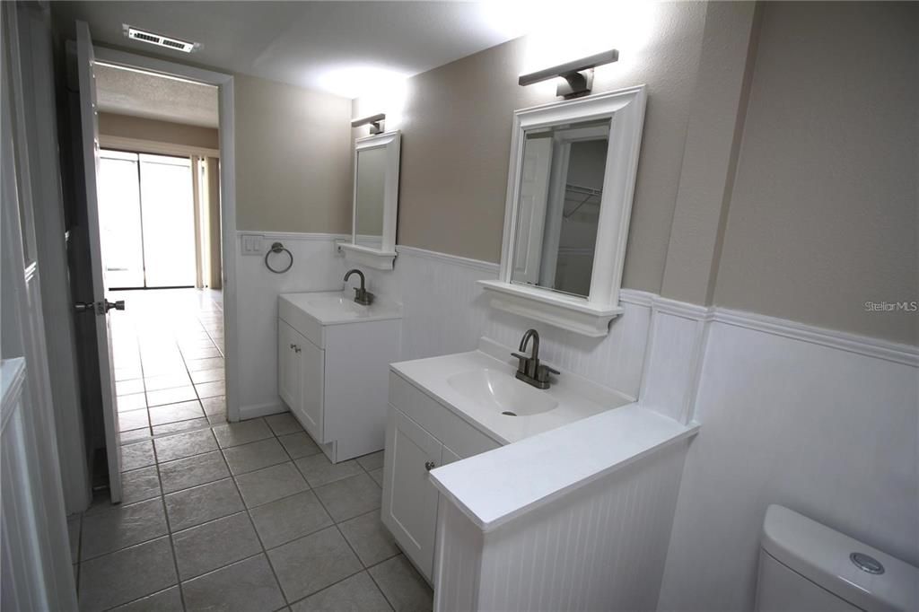 For Rent: $3,100 (4 beds, 2 baths, 1730 Square Feet)