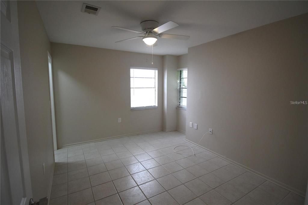 For Rent: $3,100 (4 beds, 2 baths, 1730 Square Feet)