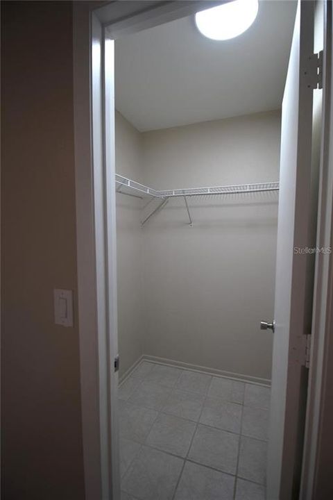 For Rent: $3,100 (4 beds, 2 baths, 1730 Square Feet)