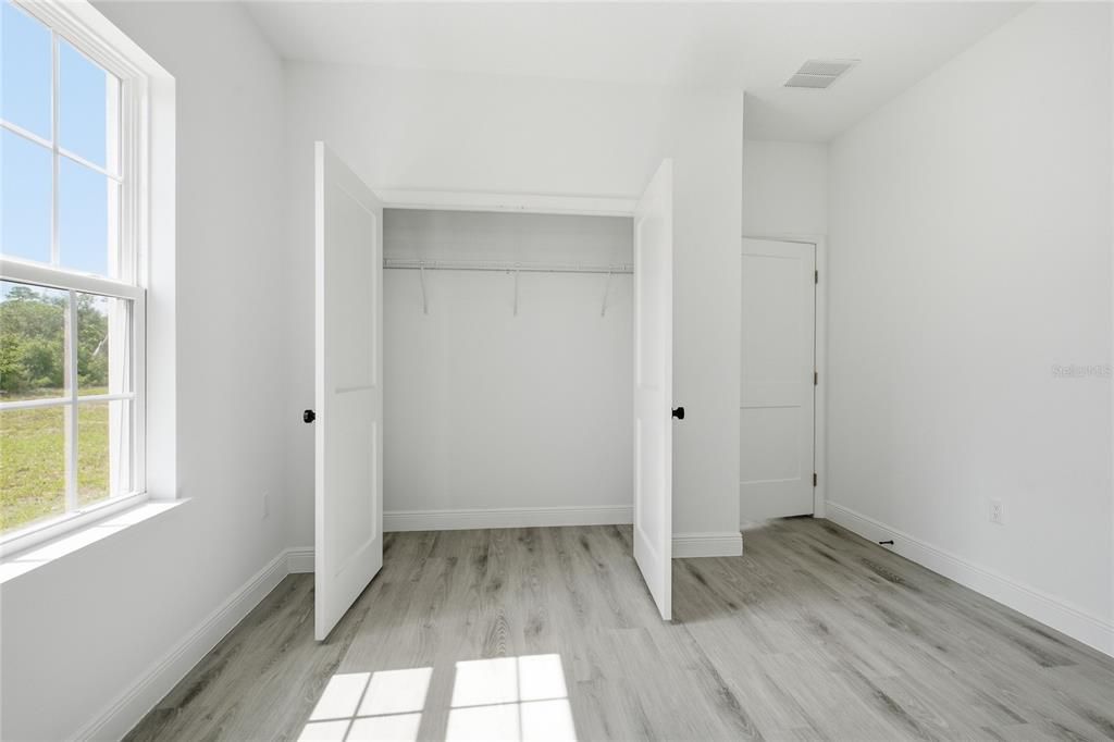 For Rent: $2,300 (3 beds, 2 baths, 1792 Square Feet)