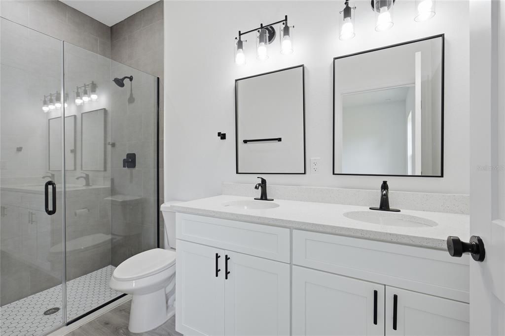 For Rent: $2,300 (3 beds, 2 baths, 1792 Square Feet)