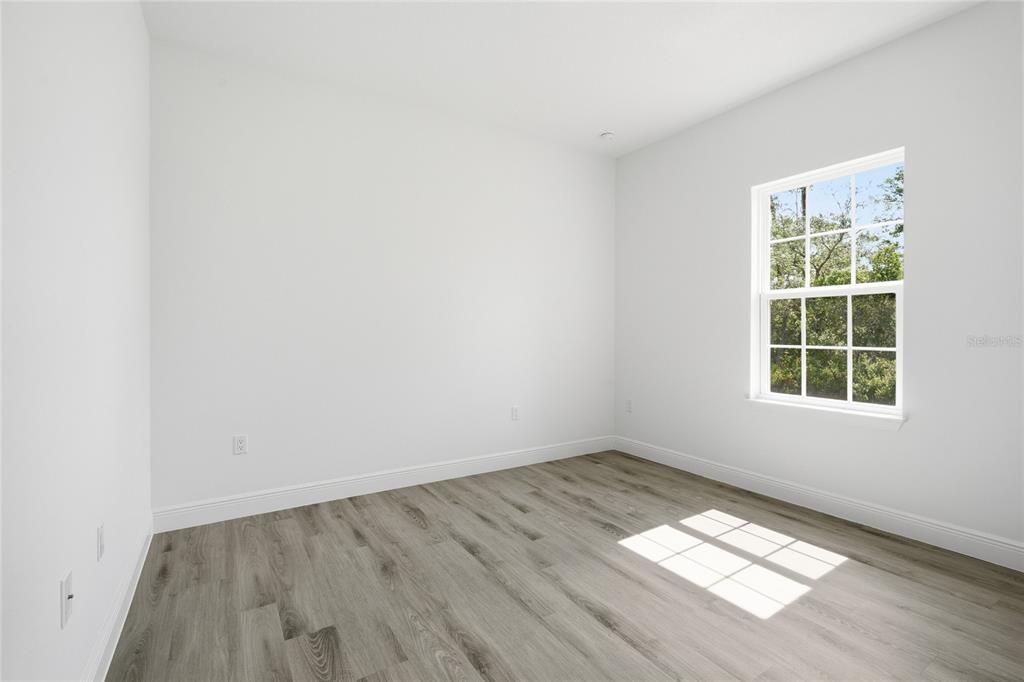 For Rent: $2,300 (3 beds, 2 baths, 1792 Square Feet)
