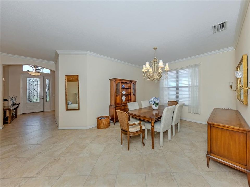 For Sale: $479,900 (3 beds, 2 baths, 2179 Square Feet)