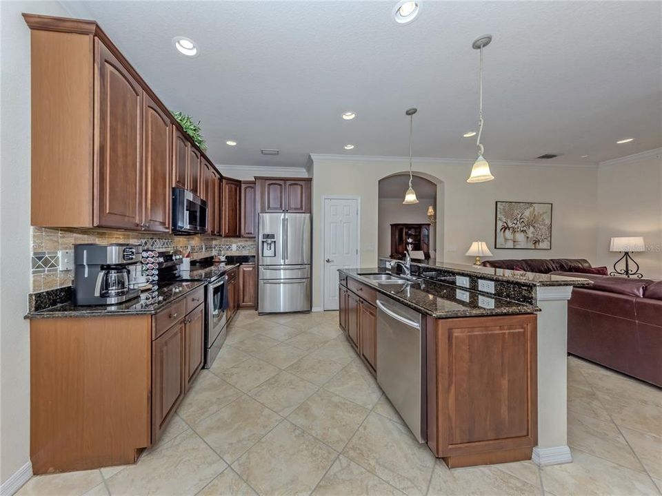 For Sale: $479,900 (3 beds, 2 baths, 2179 Square Feet)