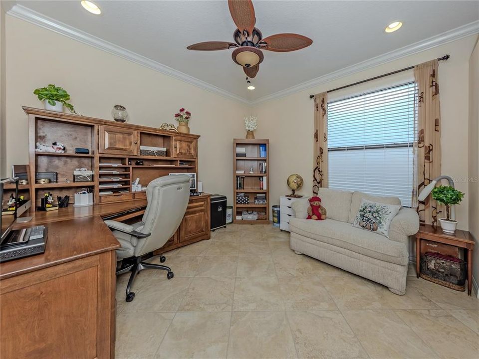 For Sale: $479,900 (3 beds, 2 baths, 2179 Square Feet)